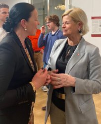 ERICs treffen Verteidigungsministerin Claudia Tanner
