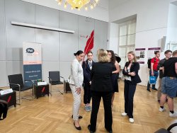 ERICs treffen im Presseclub Concordia Umweltministerin Leonore Gewessler