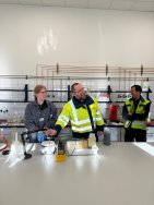 Lehrausgang der 4b zur Firma Olbrich AVR