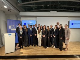 Podiumsdiskussion mit Magnus Brunner